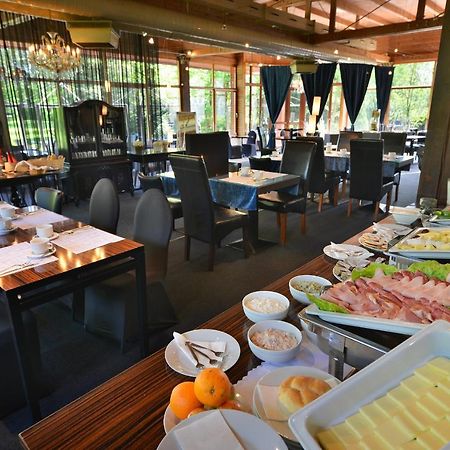 Parkhotel Morris Nový Bor Dış mekan fotoğraf