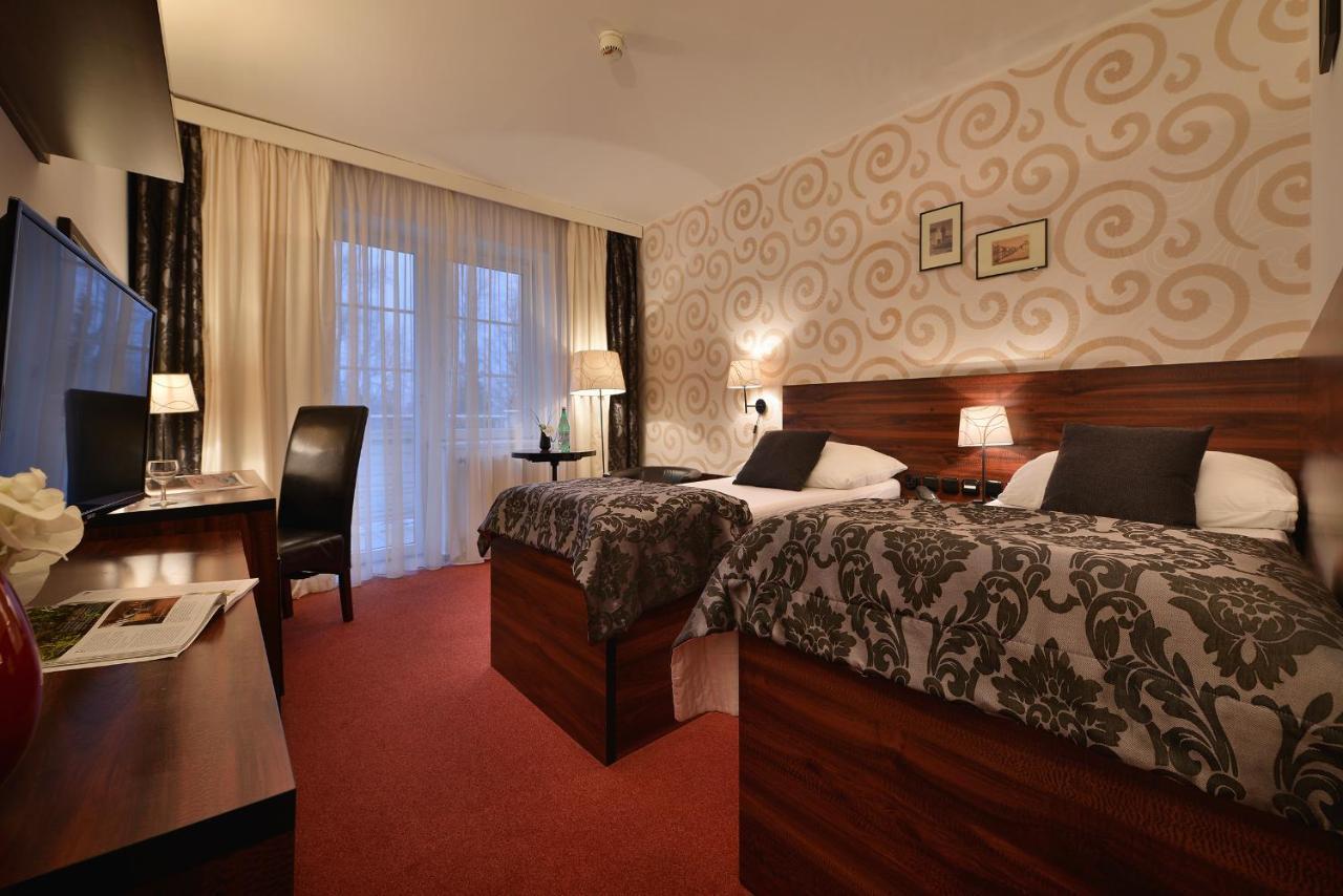 Parkhotel Morris Nový Bor Dış mekan fotoğraf