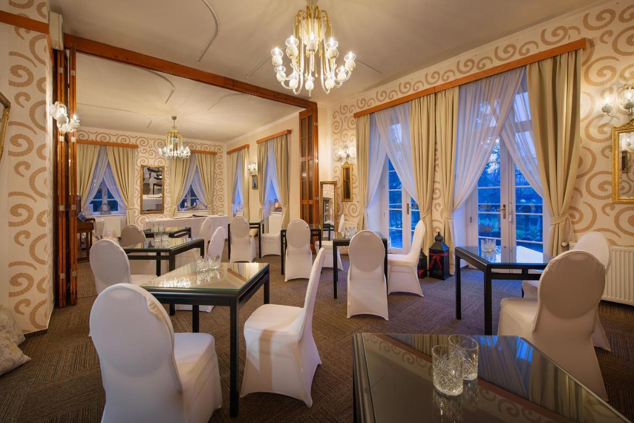 Parkhotel Morris Nový Bor Dış mekan fotoğraf