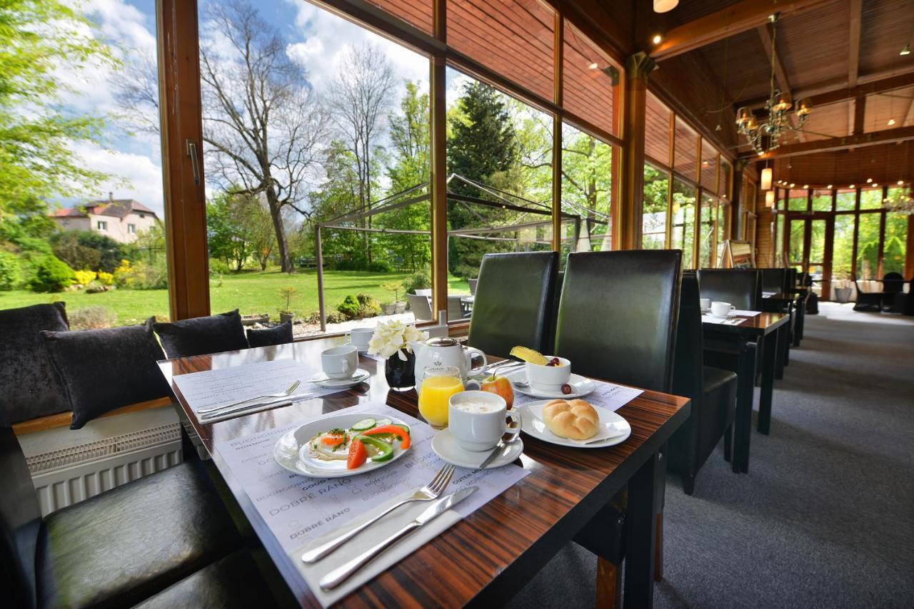 Parkhotel Morris Nový Bor Dış mekan fotoğraf