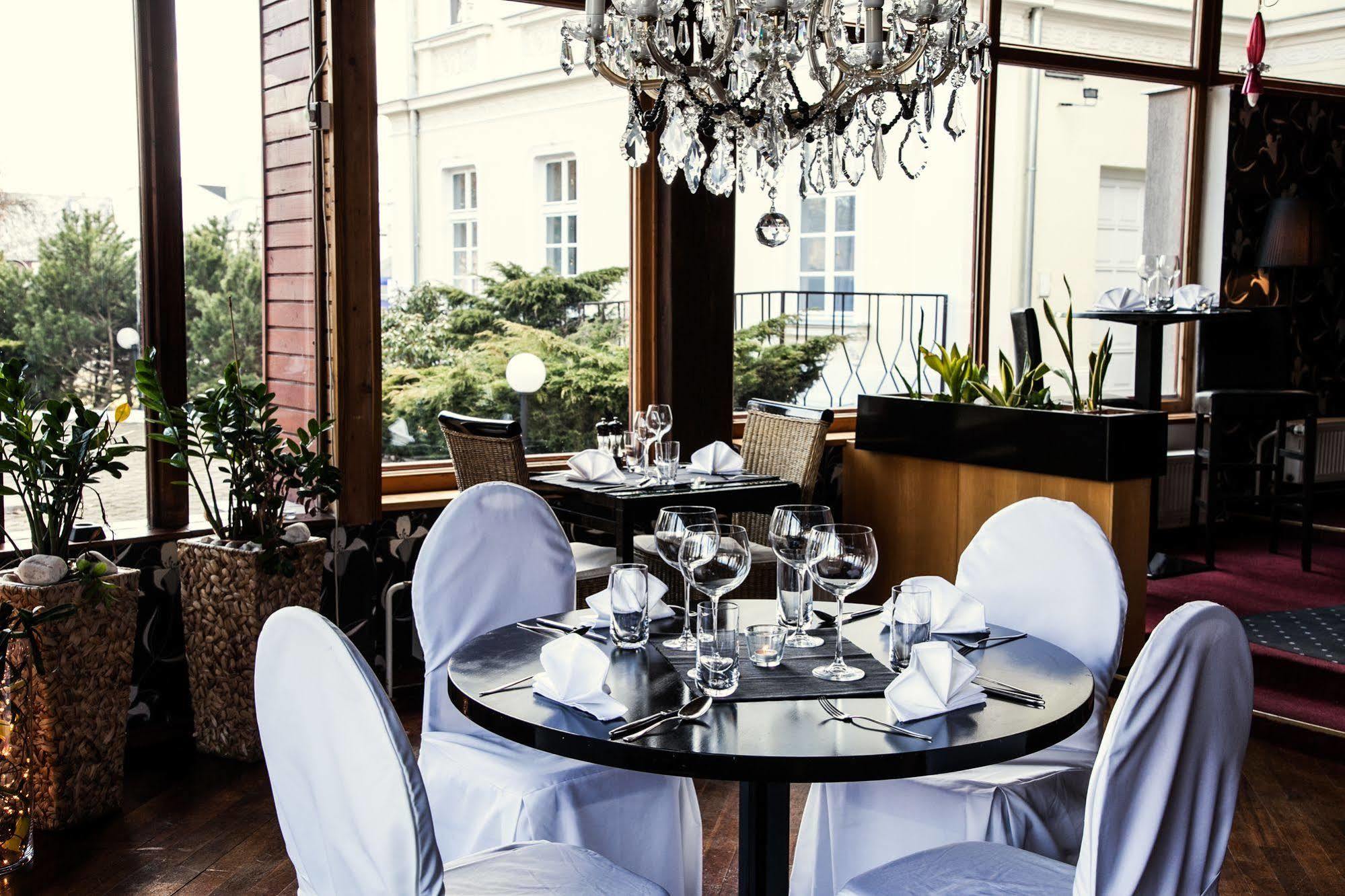 Parkhotel Morris Nový Bor Dış mekan fotoğraf